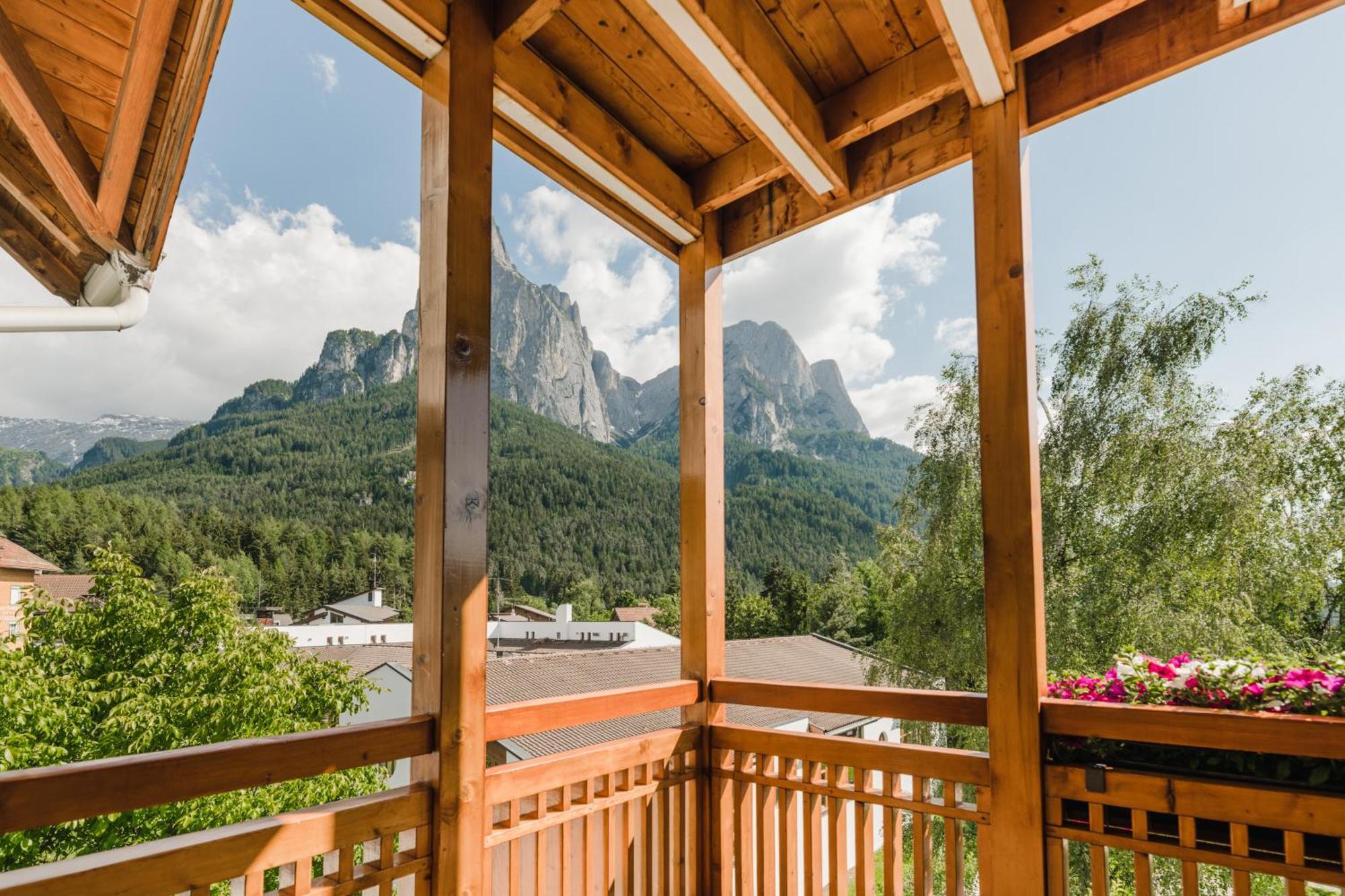 Residence Erika - Apartments, Breakfast & Sauna Сьюзи Экстерьер фото