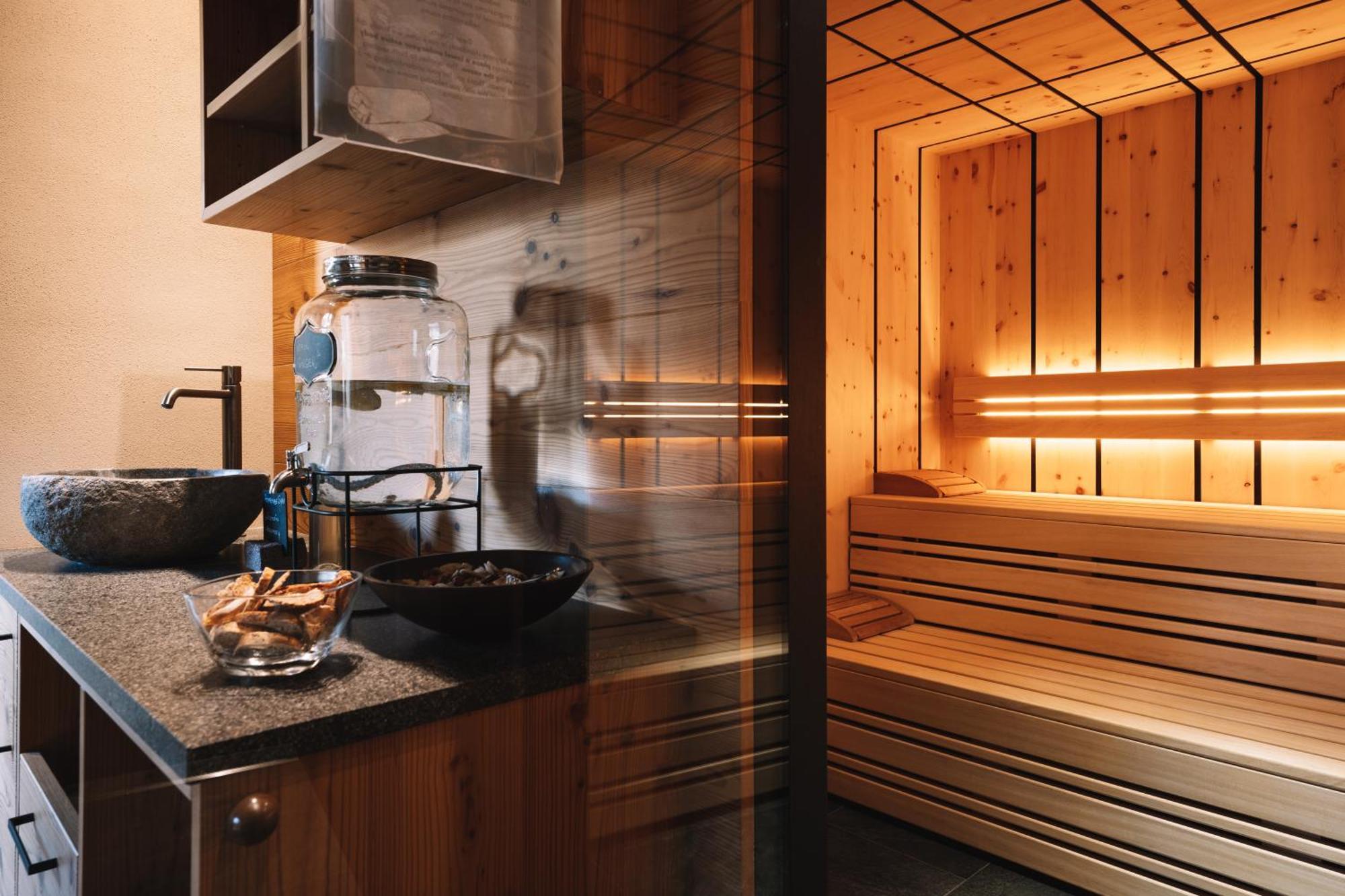 Residence Erika - Apartments, Breakfast & Sauna Сьюзи Экстерьер фото